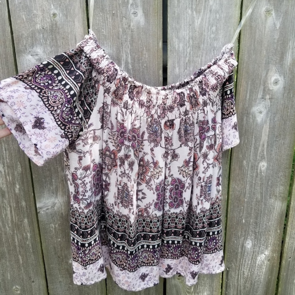 Beautiful BOHO Off-The-Shoulder Floral Blouse